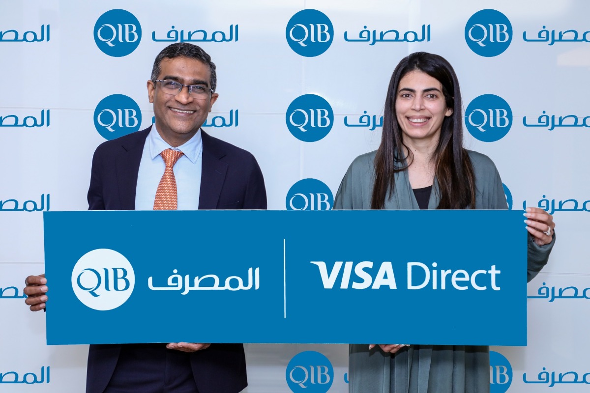 D. Anand (left), QIB’s General Manager – Personal Banking Group and Dr. Saeeda Jaffar, Visa’s Group Country Manager for GCC, during the launch of Visa Direct remittance service in Qatar, recently. 