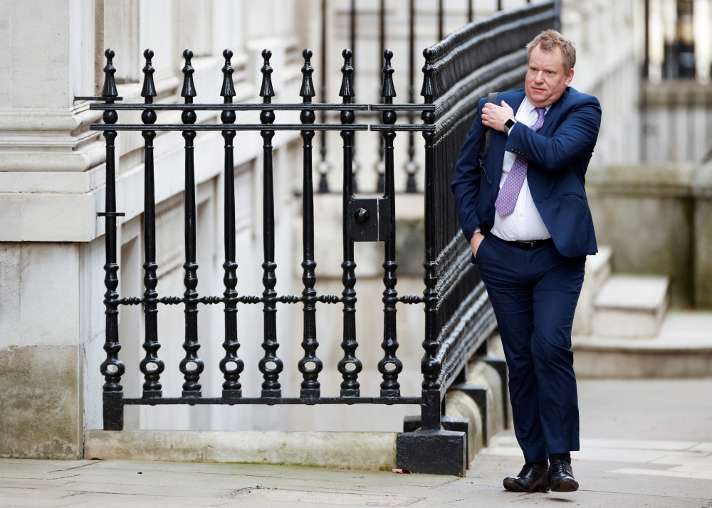  David Frost walks outside Downing Street in London, Britain, February 24, 2021. REUTERS/John Sibley/File Photo
 