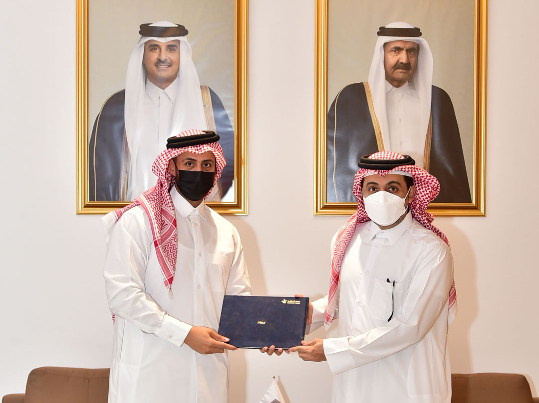 QU President Dr. Hassan Rashid Al Derham (right) and Hassad Food Company CEO Eng Mohamed Badr Al Sadah during the signing of the MoU.