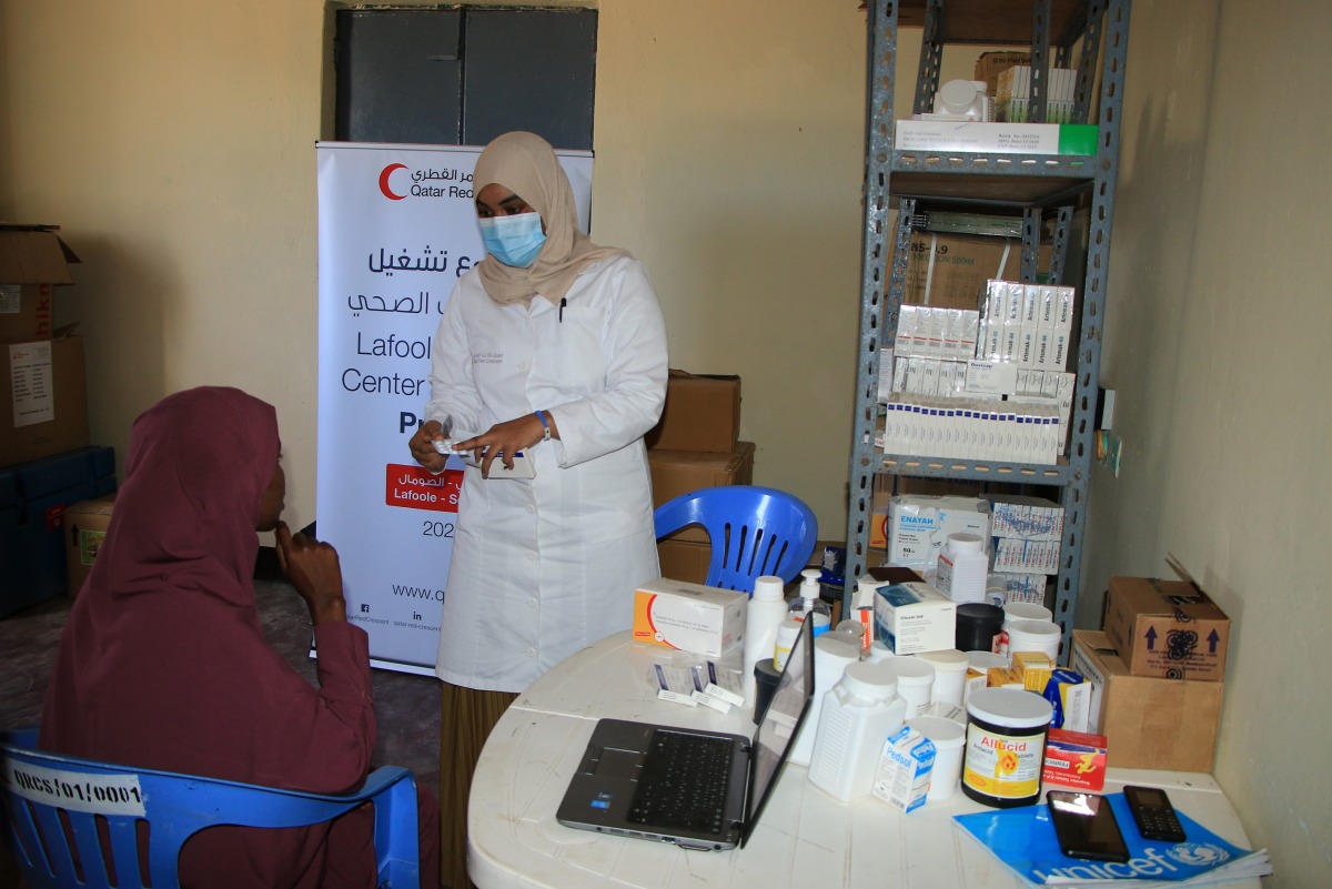 A woman receiving treatment at Lafoole Health Center  operated by QRCS in Somalia.