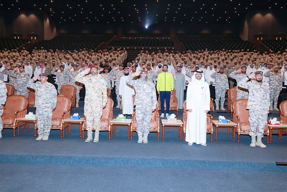 Commander of the Joint Special Forces, Brigadier General Jassim Ali Al Attiyah, and Director of Joint Services Affairs at Kahramaa, Dr. Eng. Abdullah Mohsin Al Wahidi, with other officials during the graduation ceremony. 
