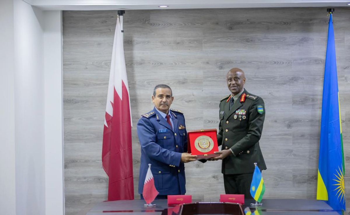Chief of Staff of Qatar's Armed Forces H E Lieutenant-General (Pilot) Salem bin Hamad bin Aqeel Al Nabit (left) and Rwanda's Chief of Defence Staff H E General Jean Bosco Kazura at the MoU signing ceremony. 