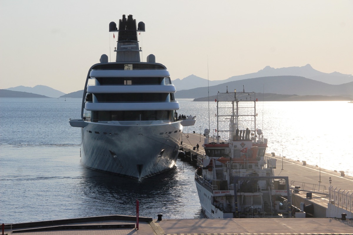 Solaris, a superyacht linked to sanctioned Russian oligarch Roman Abramovich, docks at a marina in Bodrum, in southwest Turkey March 21, 2022. Ihlas News Agency (IHA) via REUTERS 