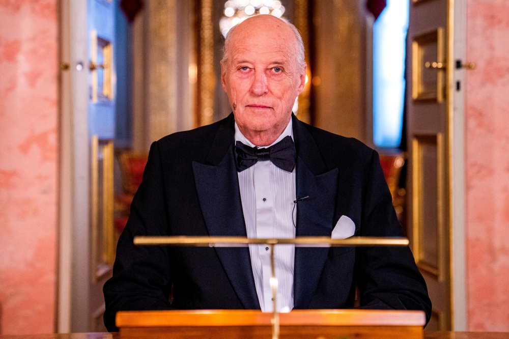 Norway's King Harald gives the New Year's speech at the Royal Palace in Oslo, Norway, December 31, 2020. Picture taken December 31, 2020. Haakon Mosvold Larsen/NTB Scanpix/via REUTERS