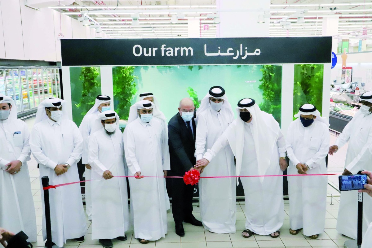 Officials launching Carrefour Qatar’s first aquaponic farm in its retail store at City Center Mall.