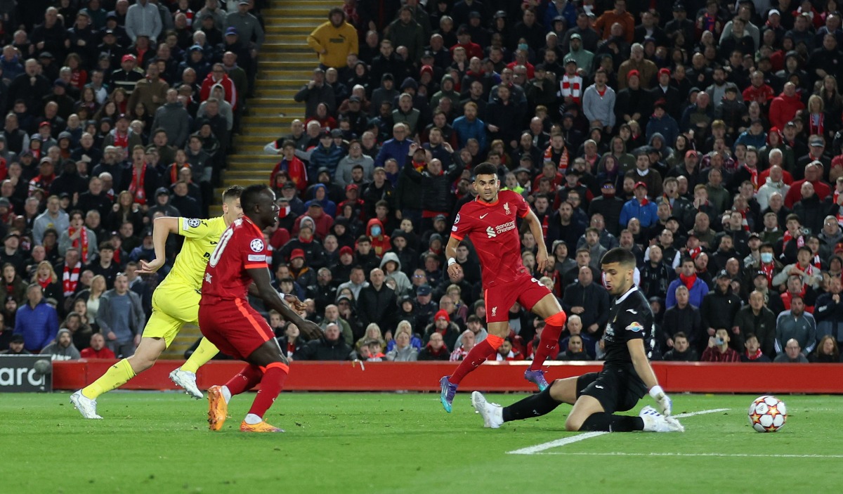 Liverpool's Sadio Mane scores their second goal Action Images via Reuters/Carl Recine