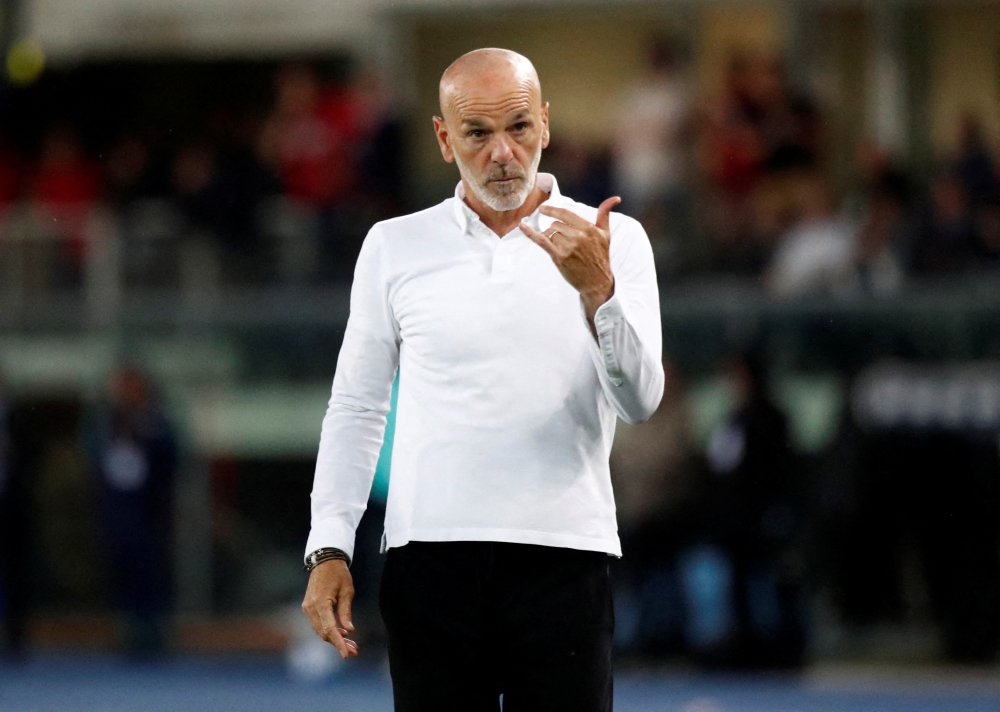 AC Milan coach Stefano Pioli REUTERS/Alessandro Garofalo/File Photo