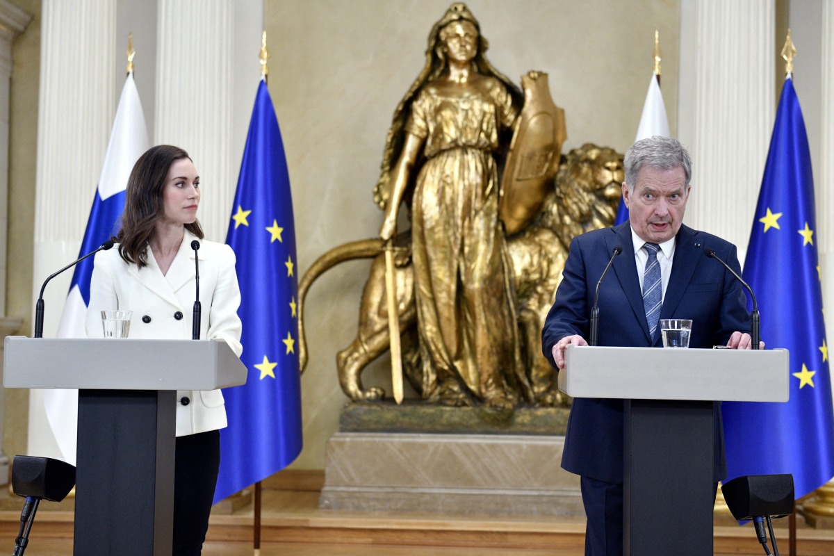 Finland's Prime Minister Sanna Marin and Finland's President Sauli Niinisto attend a joint news conference on Finland's security policy decisions at the Presidential Palace in Helsinki, Finland, May 15, 2022. Heikki Saukkomaa/ Lehtikuva/via REUTERS