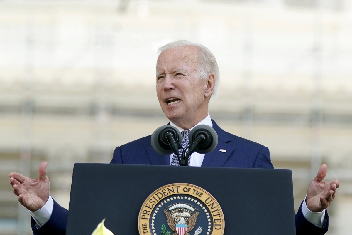 U.S. President Joe Biden delivers remarks at the annual National Peace Officers' Memorial Service at the U.S. Capitol in Washington, U.S. May 15, 2022. REUTERS/Elizabeth Frantz
