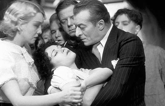 A still from The Crime of Monsieur Lange.