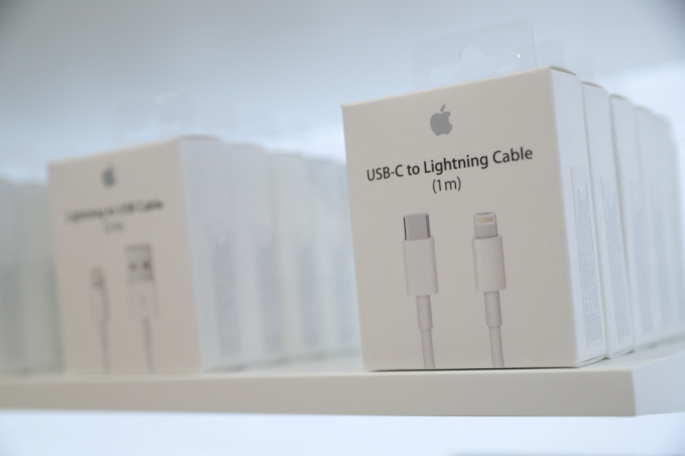FILE PHOTO: USB-C to Lightning Cable adapters are seen at a new Apple store in Chicago, Illinois, U.S., October 19, 2017. REUTERS/John Gress