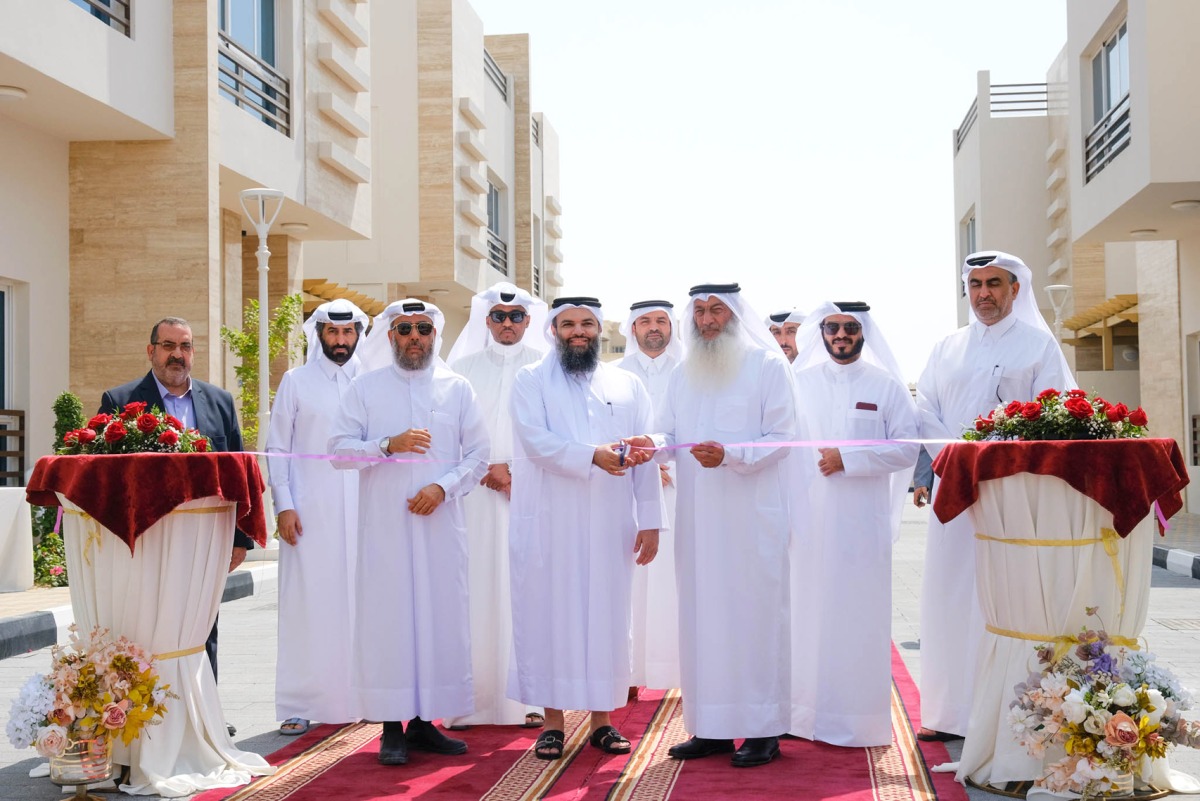 Director of Department of Endowments Dr. Sheikh Khalid bin Muhammad Al Thani inaugurating endowment villas in Al Thumama.