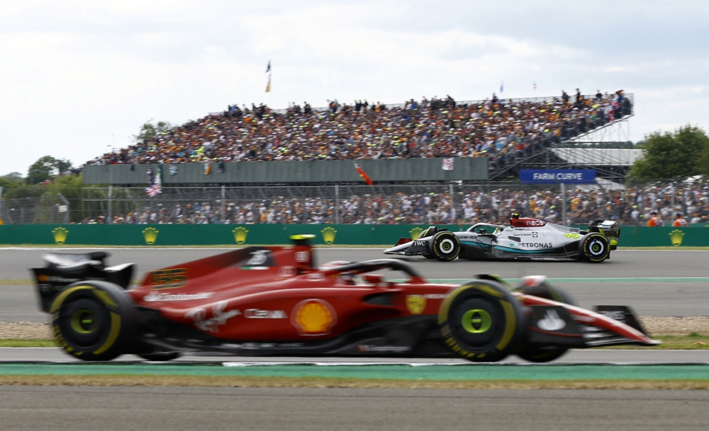 Ferrari's Carlos Sainz Jr. in action during the race. (Reuters/Andrew Boyers)