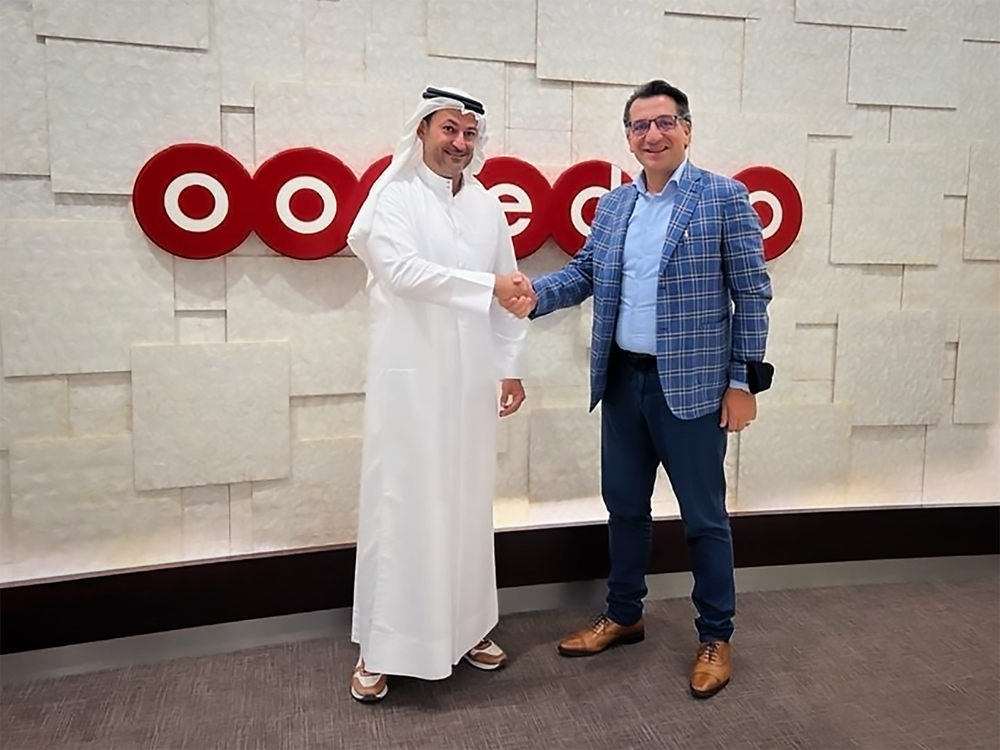 Aziz Aluthman Fakhroo, Managing Director and Group CEO, Ooredoo with Matteo Gatta, CEO of BICS.