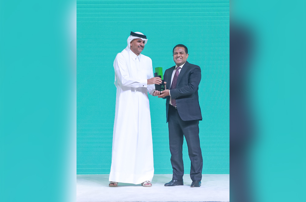 Prime Minister and Minister of Interior H E Sheikh Khalid bin Khalifa bin Abdulaziz Al Thani presenting Tarsheed Award to Director of Lulu Group International Dr. Mohamed Althaf during the 10th anniversary celebrations of Tarsheed at Sheraton Hotel on Sunday.