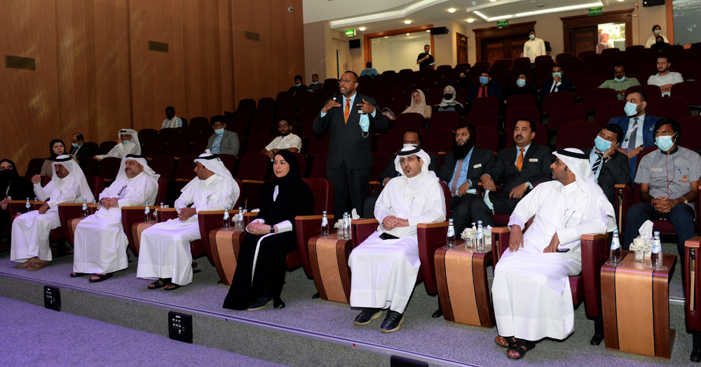 Doha Municipality officials and representatives of companies during the awareness session. 
