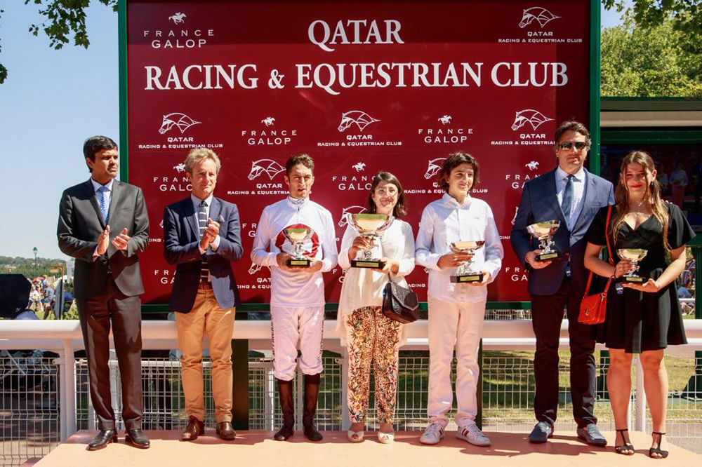 Hussain Ali Al Fadalah, Minister Plenipotentiary of the Embassy of Qatar in France crowned the winners of Al Rayyan Cup.