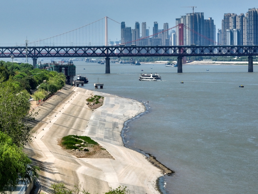 An aerial view shows low water level in Yangtze river amid a heatwave warning in Wuhan, Hubei province, China August 15, 2022. China Daily via REUTERS