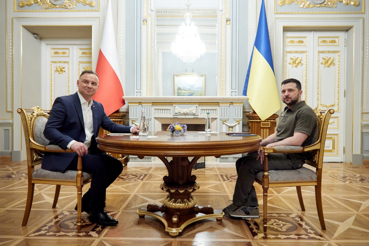 Poland's President Andrzej Duda and Ukraine's President Volodymyr Zelenskiy attend a meeting after a parliament session in Kiev, Ukraine, on May 22, 2022.  File Photo / Reuters
