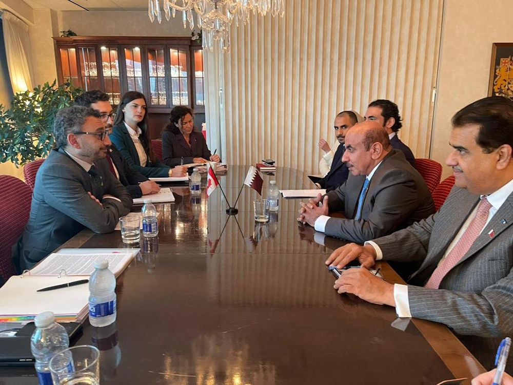Minister of Transport H E Jassim Saif Ahmed Al Sulaiti meeting with his Canadian counterpart H E Omar Alghabra on the sidelines of the 41st Session of ICAO Assembly. 