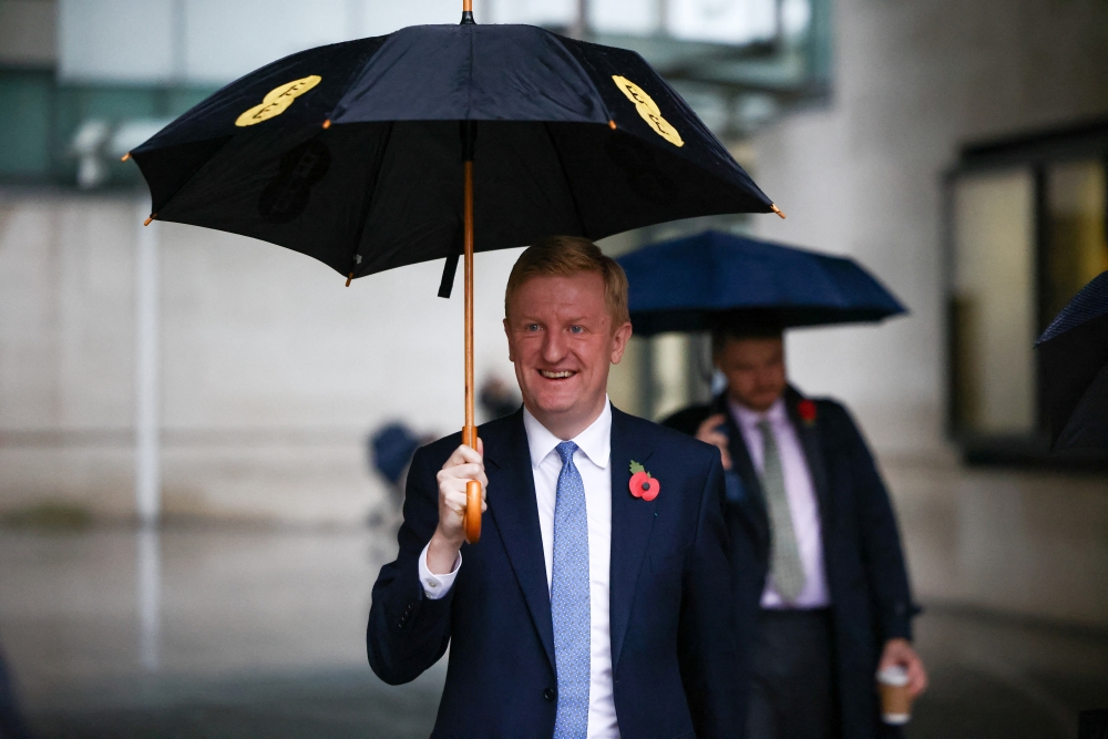 British Chancellor of the Duchy of Lancaster Oliver Dowden leaves the BBC headquarters after appearing on the Laura Kuenssberg show in London, Britain, November 6, 2022. REUTERS/Henry Nicholls