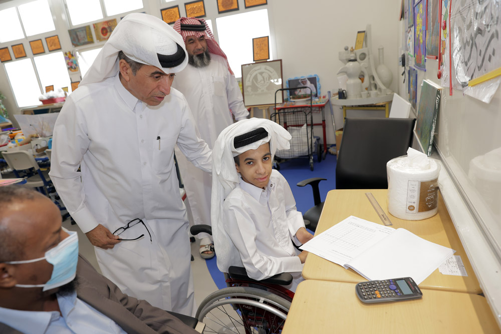 Undersecretary of the Ministry of Education and Higher Education Dr. Ibrahim bin Saleh Al Nuaimi during his visit to Ahmed bin Mohamed Al Thani Secondary School for Boys yesterday.