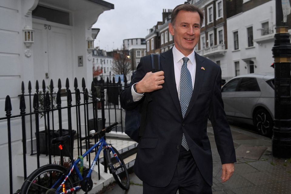British Chancellor of the Exchequer Jeremy Hunt leaves his home, in London, Britain, on November 17, 2022. REUTERS/Toby Melville