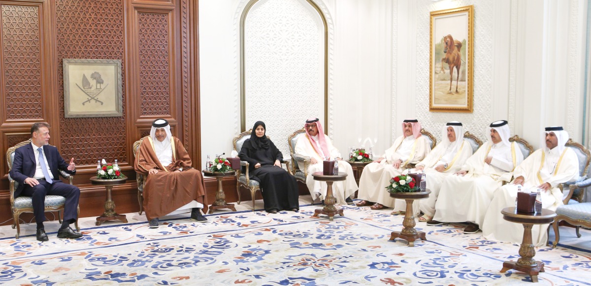 Speaker of the Shura Council H E Hassan bin Abdullah Al Ghanim meeting with Speaker of the Croatian Parliament H E Gordan Jandrokovic in Doha yesterday. 