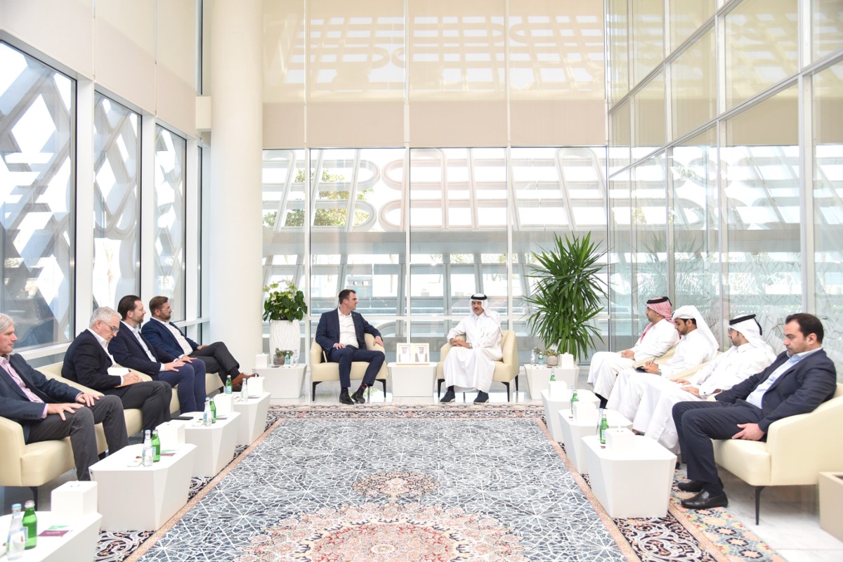 Minister of State and Chairman of Qatar Free Zones Authority H E Ahmad Al Sayed and Governor of the State of Oklahoma of the United States H E Kevin Stitt with QFZA senior executives and US delegation.