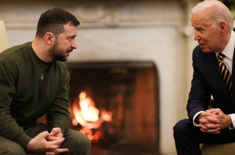 US President Joe Biden meets with Ukraine's President Volodymyr Zelensky in the Oval Office at the White House in Washington, US, December 21, 2022. (REUTERS/Leah Millis)