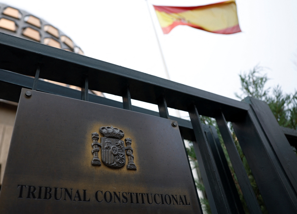 A view of the Spanish Constitutional Court building in Madrid, Spain, December 29, 2022. (REUTERS/Violeta Santos Moura)
