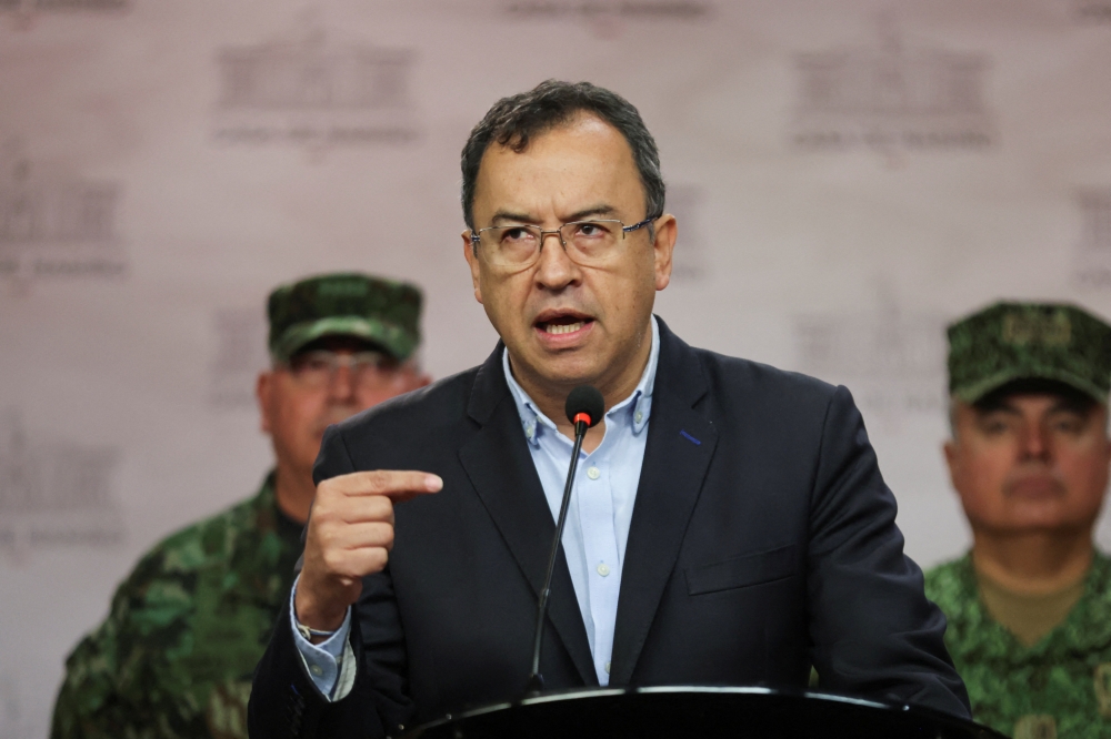 Colombian Ministry of the Interior Alfonso Prada speaks during a news conference regarding the bilateral ceasefire between the National Liberation Army (ELN) and military forces during peace negotiations in Bogota, Colombia, January 4, 2023. (REUTERS/Luisa Gonzalez)