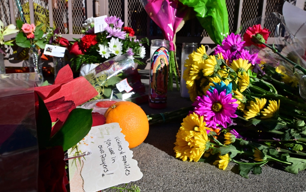 A handwritten note reads 