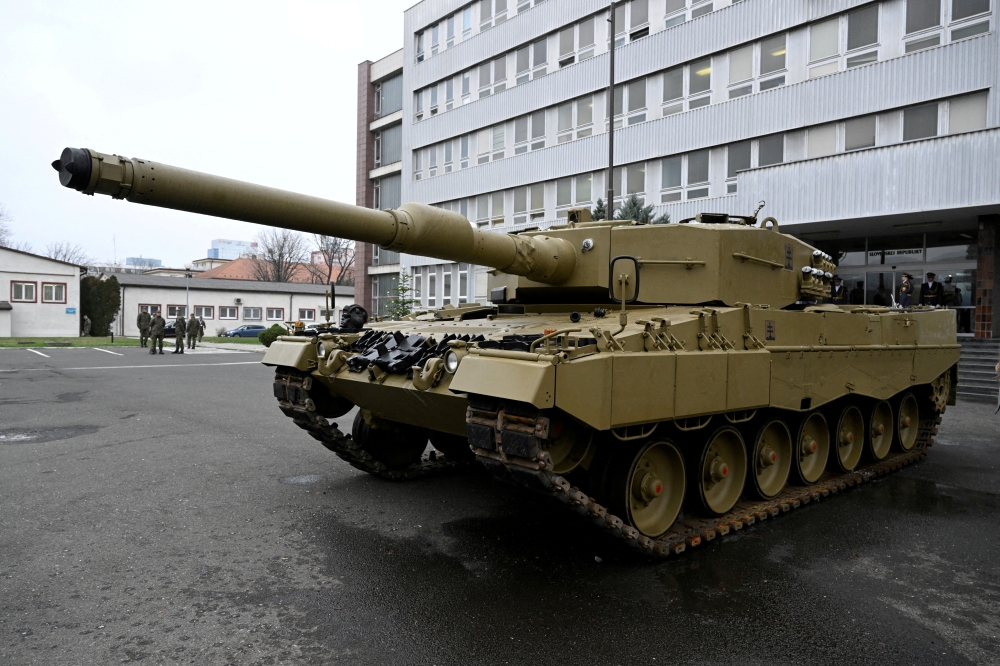 Germany delivers its first Leopard tanks to Slovakia as part of a deal after Slovakia donated fighting vehicles to Ukraine, in Bratislava, Slovakia, December 19, 2022. REUTERS/Radovan Stoklasa/File Photo/File Photo