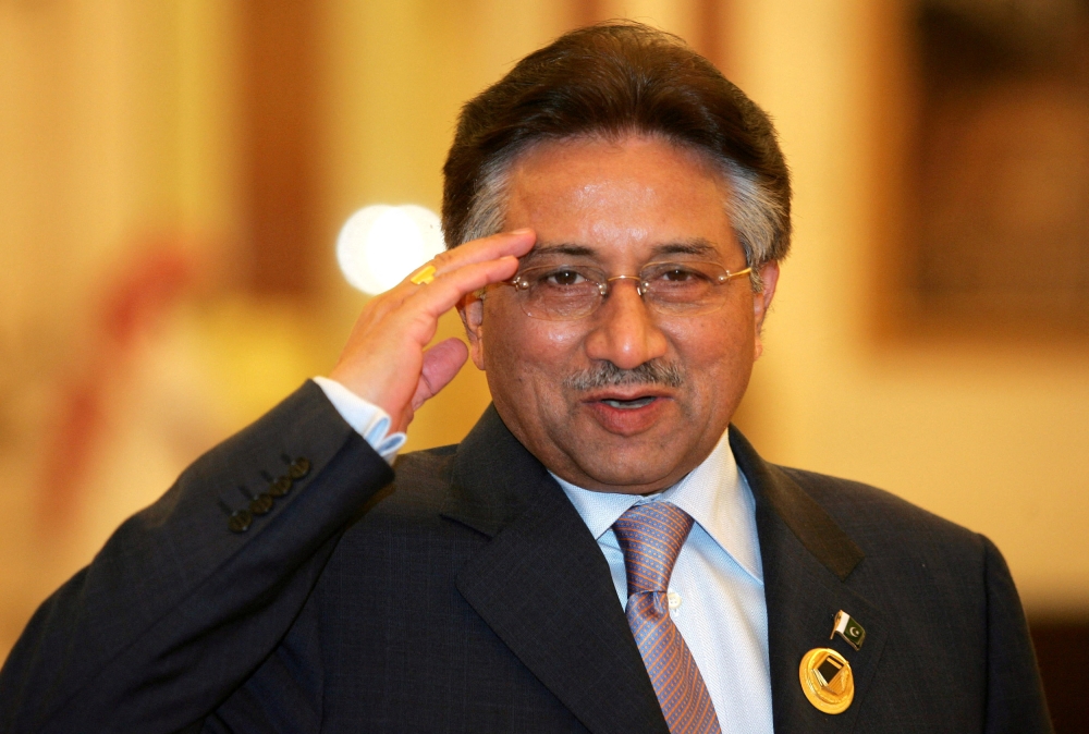 Pakistani President Pervez Musharraf salutes as he arrives for the Organisation of Islamic Conference (OIC) meeting in Mecca December 8, 2005. Reuters/Zainal Abd Halim/File Photo