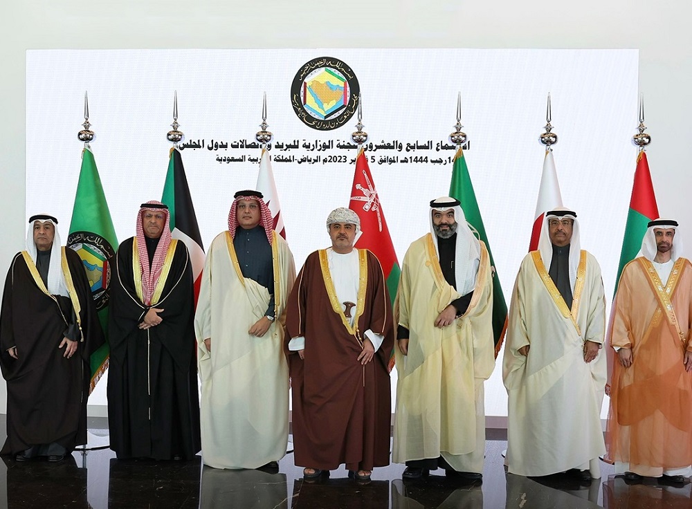 Minister of Communications and Information Technology H E Mohammed bin Ali Al Mannai (third left) with Their Excellencies Ministers of Communications and Information Technology in the GCC countries.