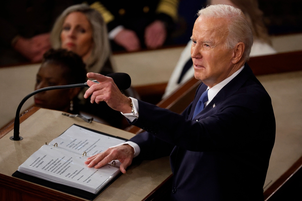 WASHINGTON, DC - FEBRUARY 07: U.S. President Joe Biden delivers his State of the Union address during a joint meeting of Congress in the House Chamber of the U.S. Capitol on February 07, 2023 in Washington, DC. The speech marks Biden's first address to the new Republican-controlled House. Chip Somodevilla/Getty Images/AFP (Photo by CHIP SOMODEVILLA / GETTY IMAGES NORTH AMERICA / Getty Images via AFP)