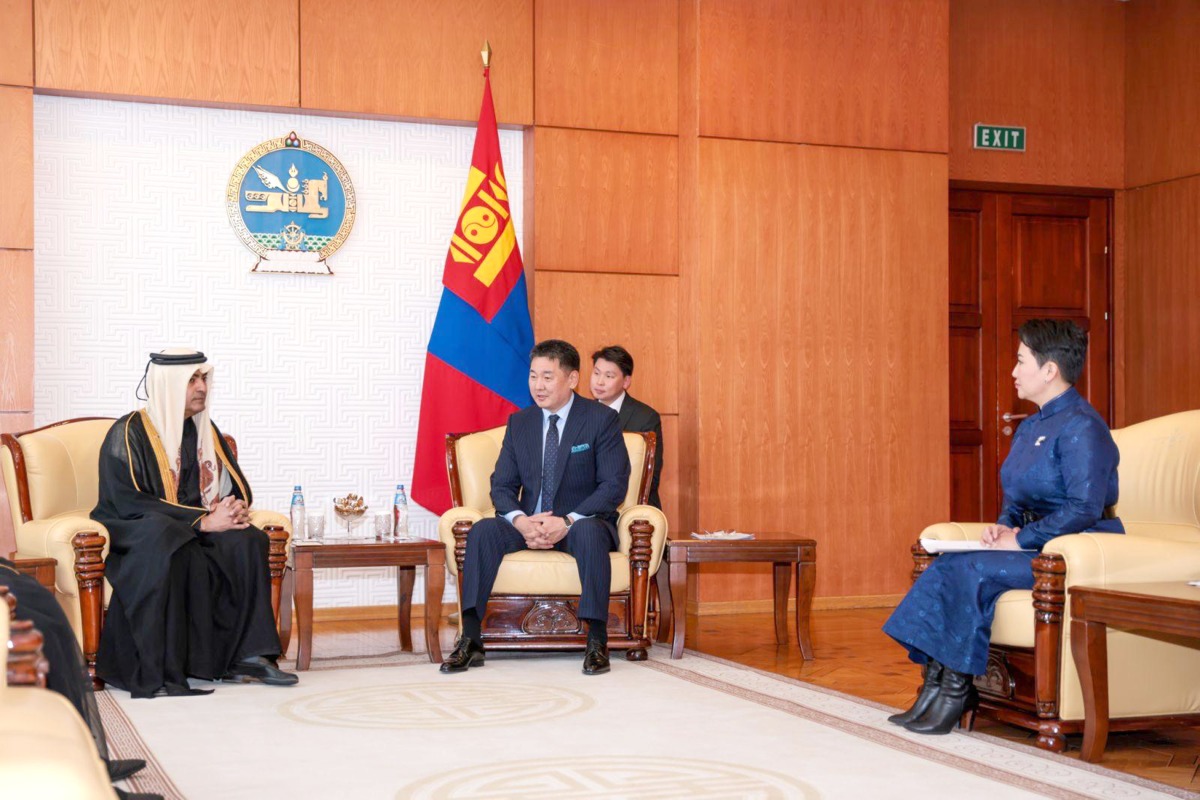 President of Mongolia H E Ukhnaagiin Khurelsukh with Ambassador of Qatar H E Mohammed bin Abdullah Al Dehaimi.
