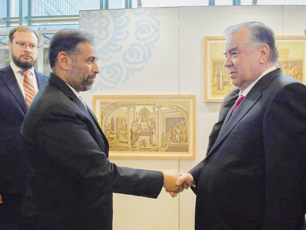 President of Tajikistan H E Emomali Rahmon meeting Minister of Environment and Climate Change H E Sheikh Dr. Faleh bin Nasser bin Ahmed bin Ali Al Thani (left). 