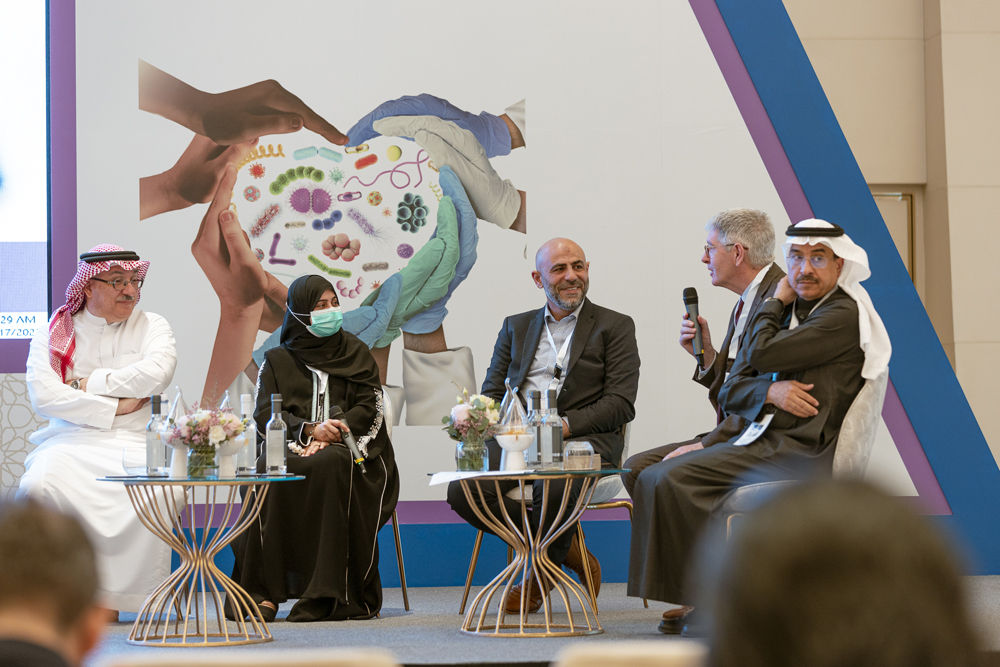 Experts at a discussion during the conference. 