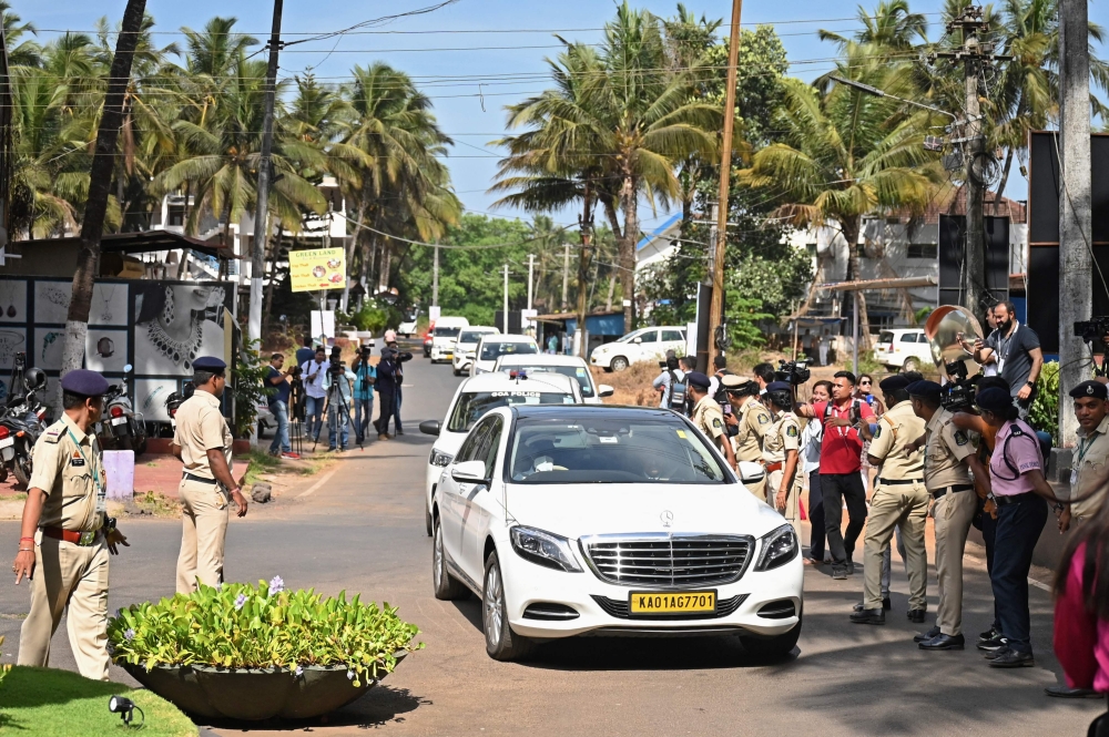 A vehicle carrying Pakistan's Foreign Minister Bilawal Bhutto Zardari arrives in a convoy to attend the Shanghai Cooperation Organization (SCO) Council of Foreign Ministers' meeting in Benaulim in Goa on May 4, 2023. (Photo by Punit Paranjpe / AFP) 