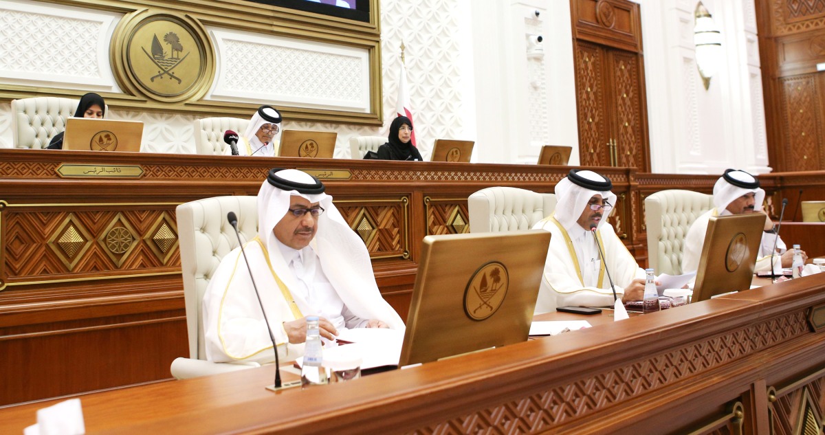 Speaker of the Shura Council H E Hassan bin Abdullah Al Ghanim (top centre); Minister of Public Health H E Dr. Hanan Muhammad Al Kuwari (top right); and other officials attending the Shura Council session yesterday. 
