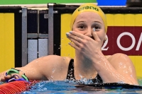 Australia's Mollie O'Callaghan celebrates after victory in the final of the women's 200m freestyle swimming event during the World Aquatics Championships in Fukuoka on July 26, 2023. (Photo by Manan Vatsyayana / AFP)
