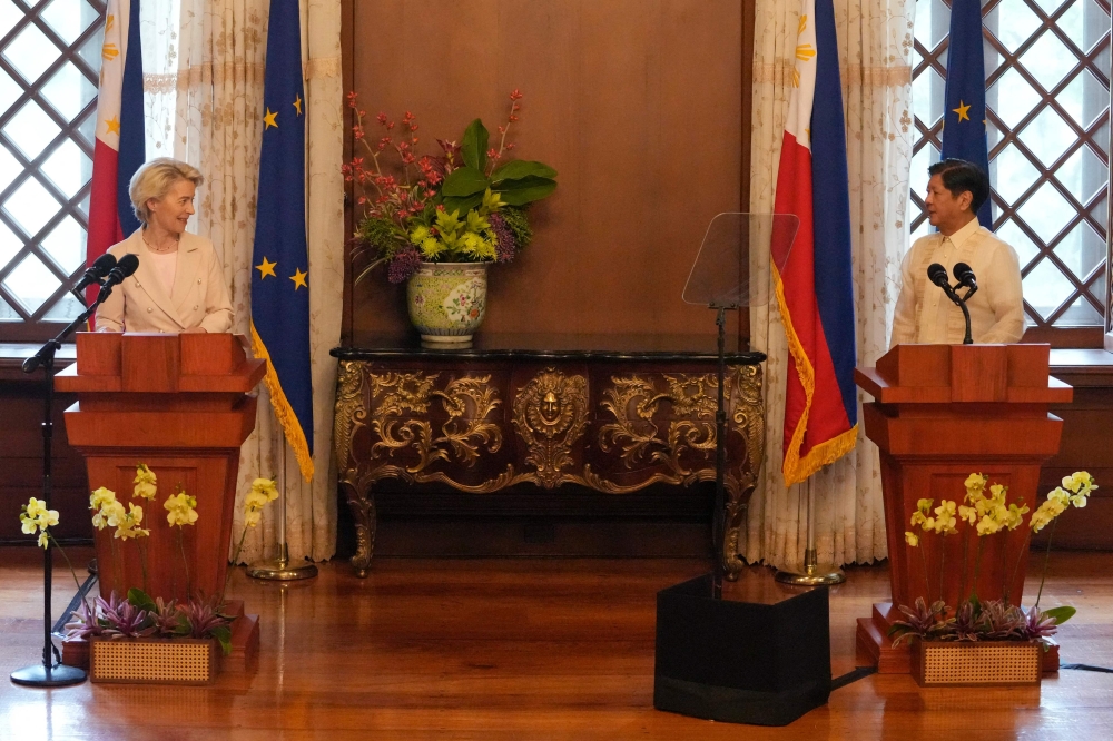 European Commission President Ursula von der Leyen (L) speaks beside Philippine President Ferdinand Marcos Jr. during their joint press statement at Malacanang Presidential Palace in Manila on July 31, 2023. Photo by Aaron Favila / POOL / AFP