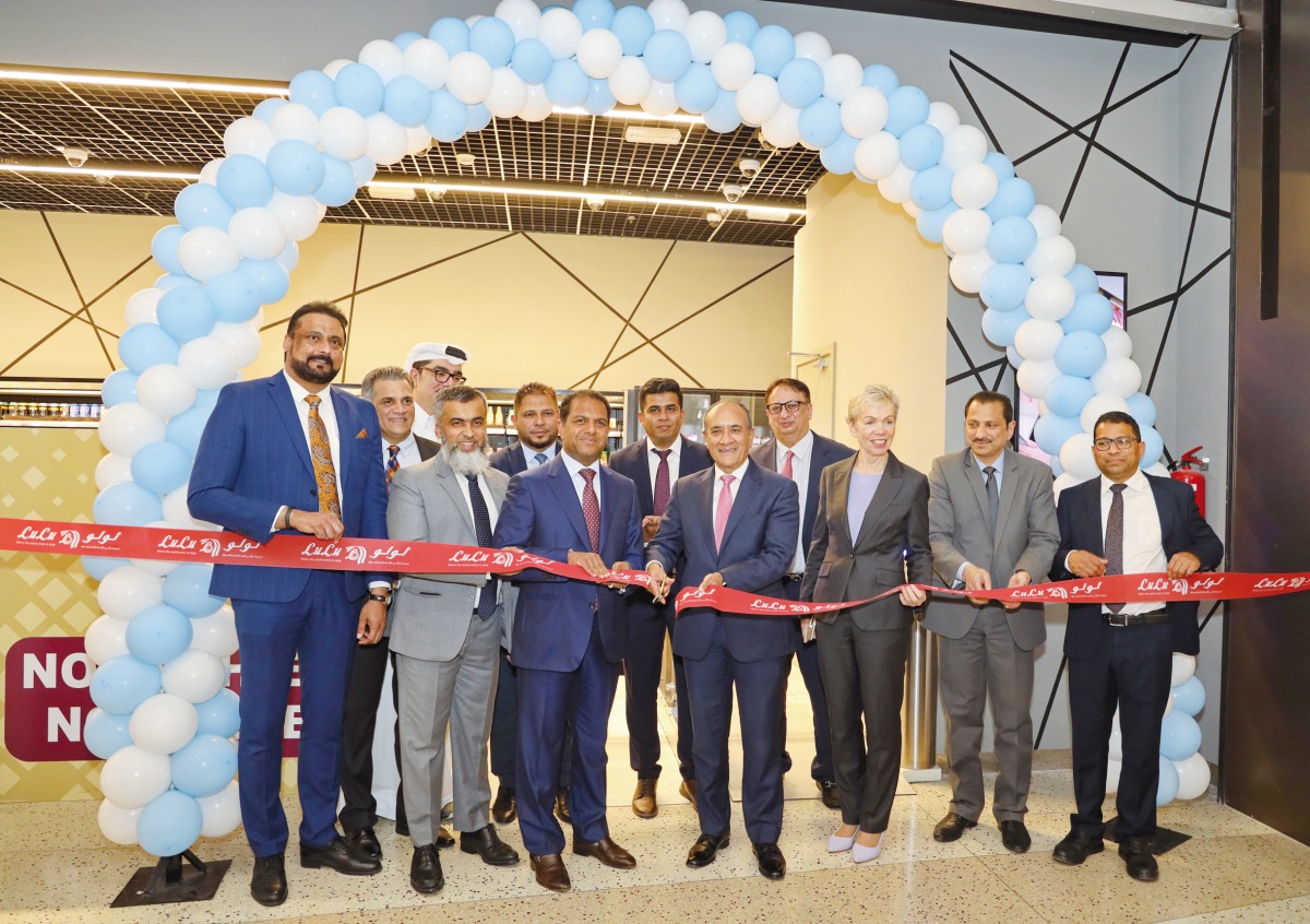 Commercial Bank Group CEO, Joseph Abraham and Director of Lulu Group International, Dr. Mohamed Althaf with other officials during the opening of cashierless checkout service at Hamad International Airport Metro Station’s Lulu Express, yesterday.
