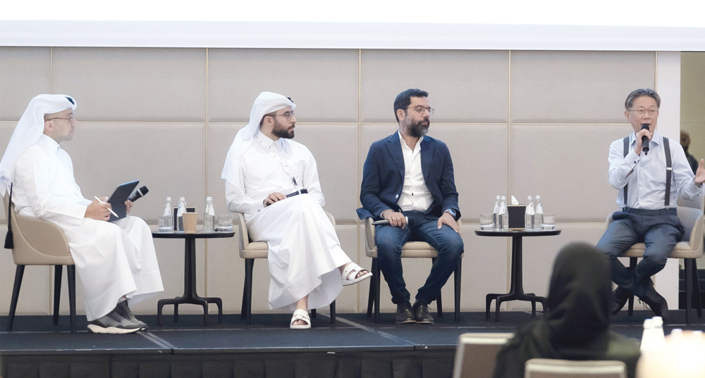 Experts during the discussion session.