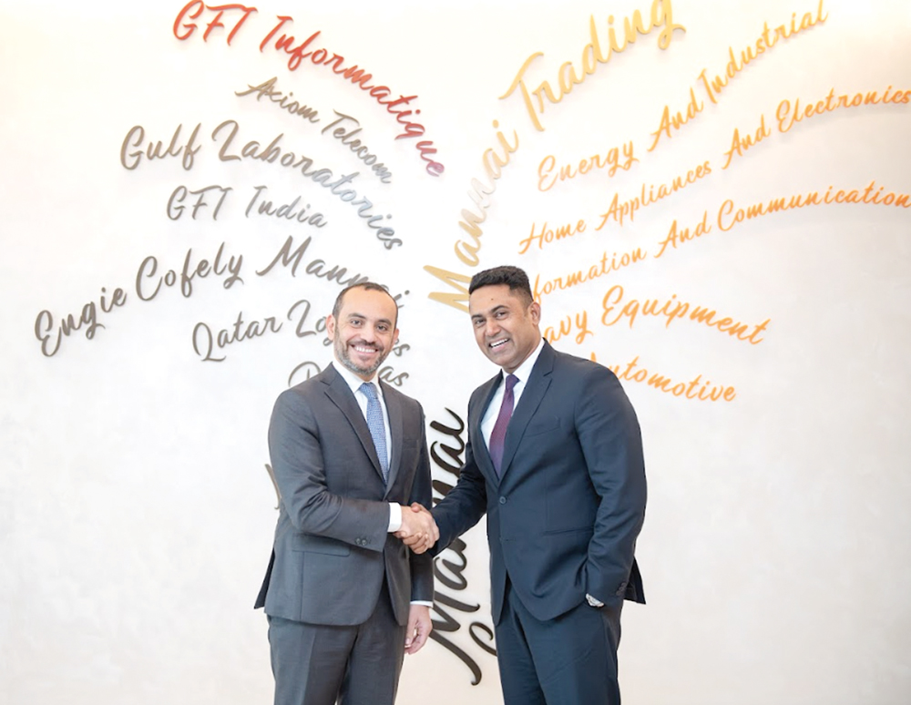 Mannai and Liferay officials during the announcement.