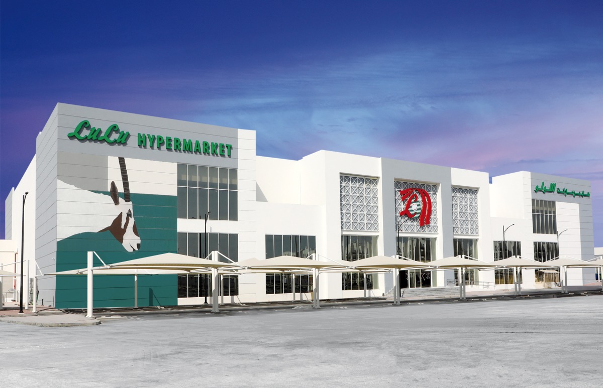 Customers will have access to 500 parking spaces.