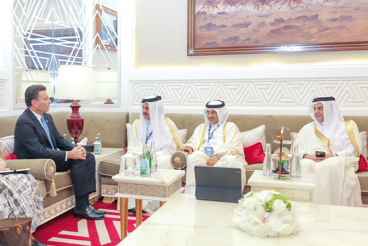 QC Chairman Sheikh Khalifa bin Jassim Al Thani  and QC board members with the President of the Jordanian House of Representatives H E Ahmed Safadi during the meeting at the Doha Forum.