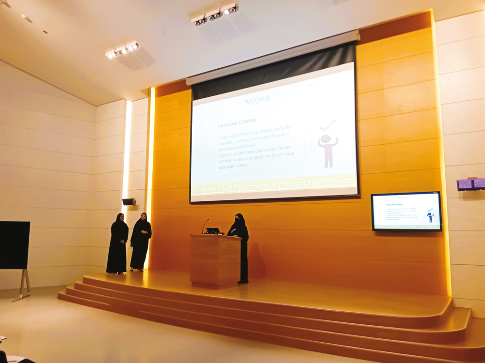 The students during the discussion session.